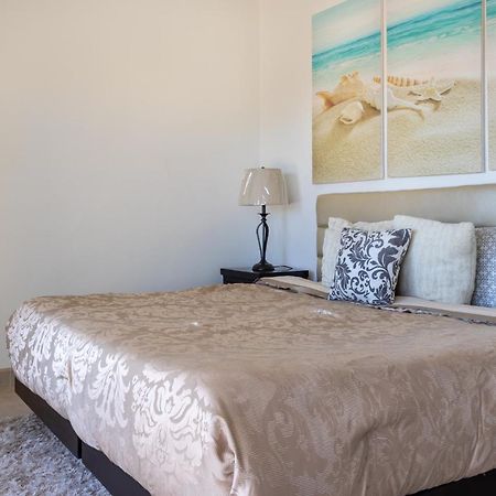 Tranquil Ground Floor Condo With Pool Access Rocky Point Exterior photo