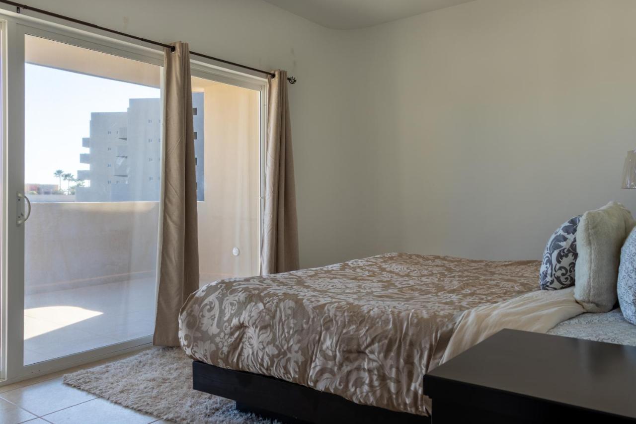 Tranquil Ground Floor Condo With Pool Access Rocky Point Exterior photo